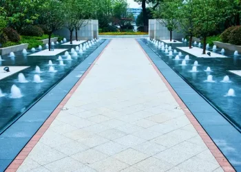 2021 Popular Mirror Surface Water Pool Fountain