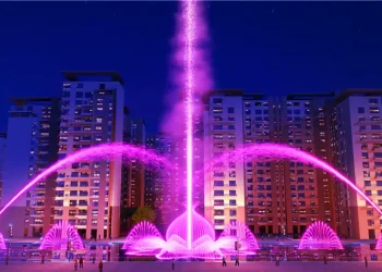 Adani Shantigram Floating Music Fountain, Ahmedabad, India نافورة موسيقية عائمة