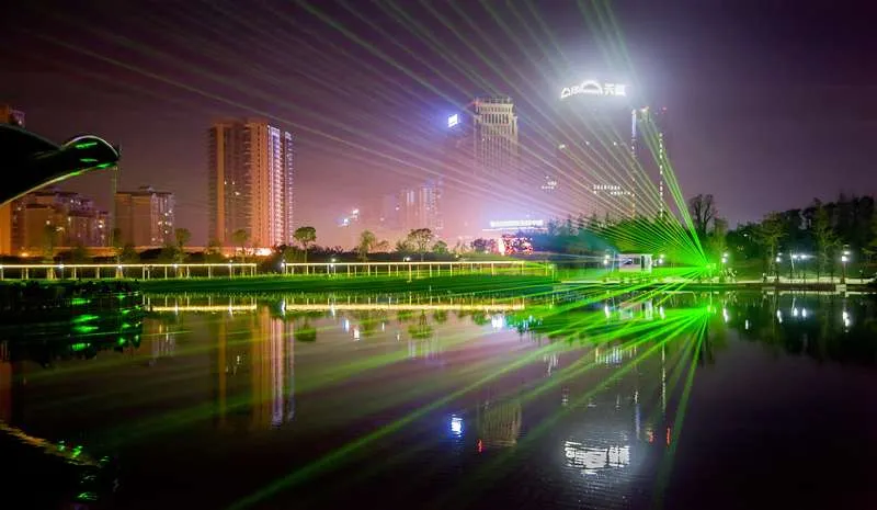 Laser equipment and water laser show fountain