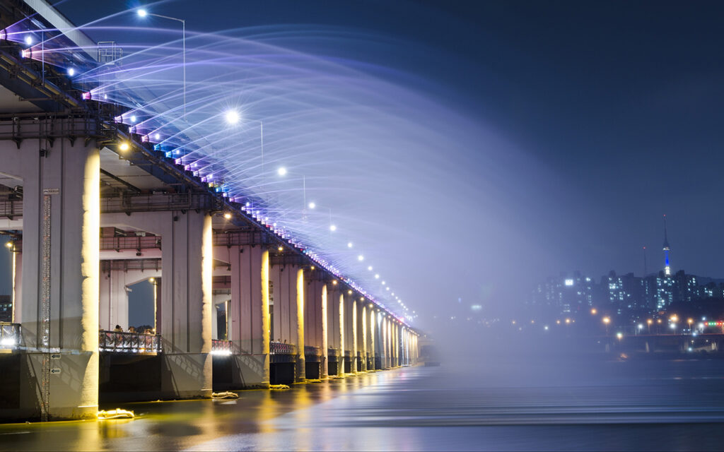 Which is the largest/biggest fountain in Asia?