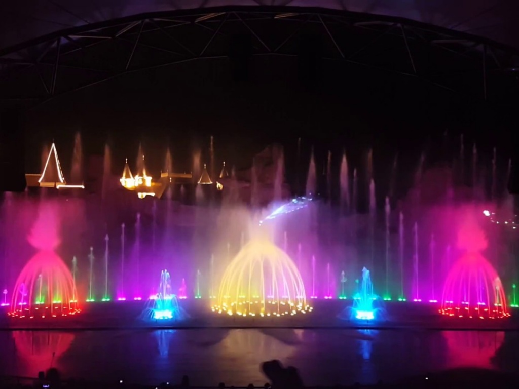 Musical Water Fountain Shows in Vietnam