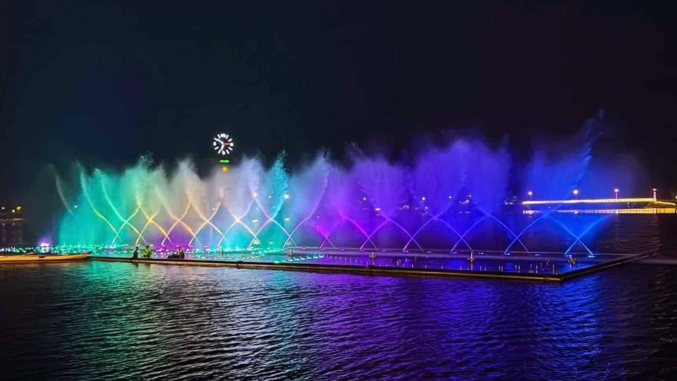 2 Kampot Dancing Fountain