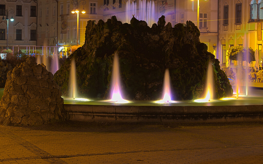 How do you maintain a fountain?