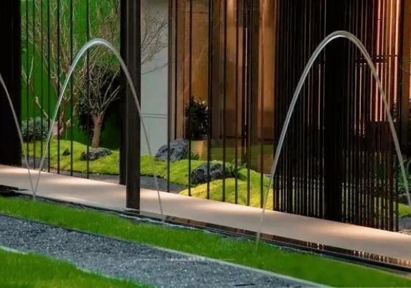 Laser Laminar Fountain